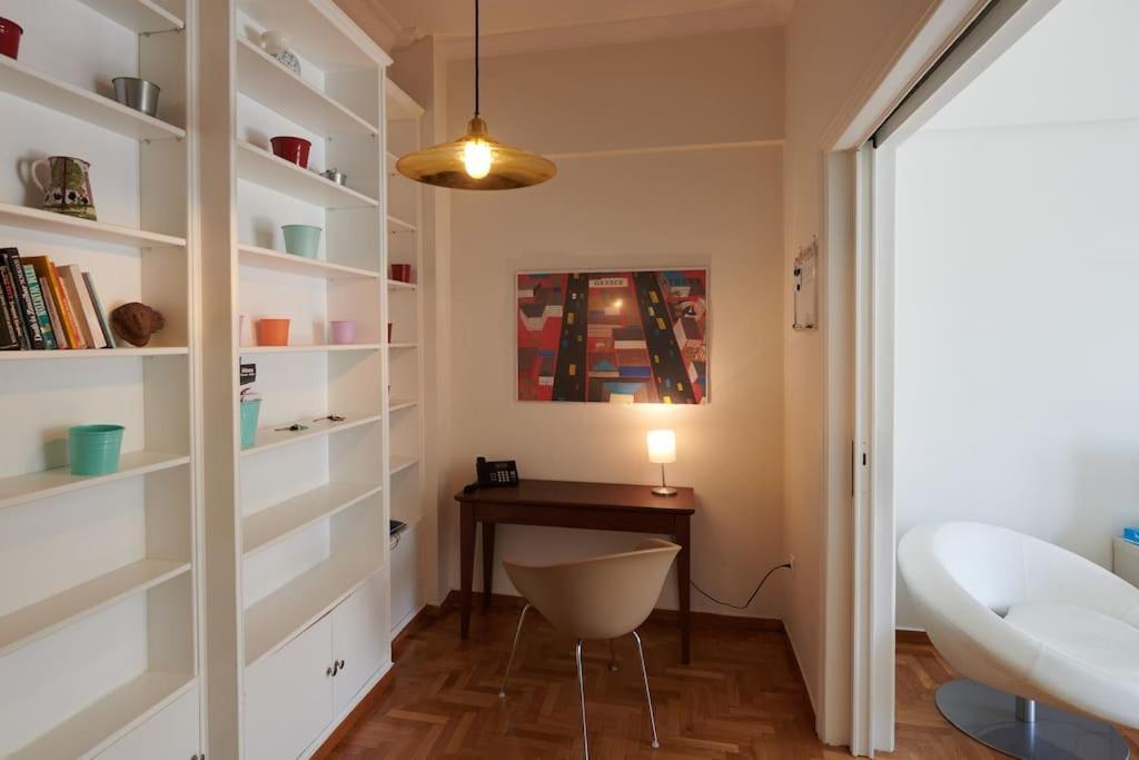 Apartment In The Heart Of The City Atenas Exterior foto
