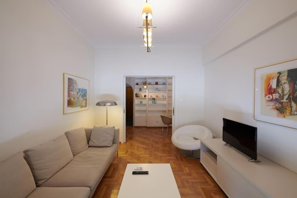 Apartment In The Heart Of The City Atenas Exterior foto
