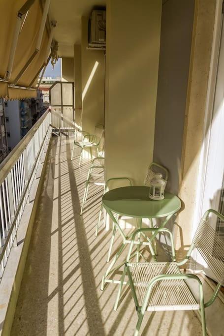 Apartment In The Heart Of The City Atenas Exterior foto
